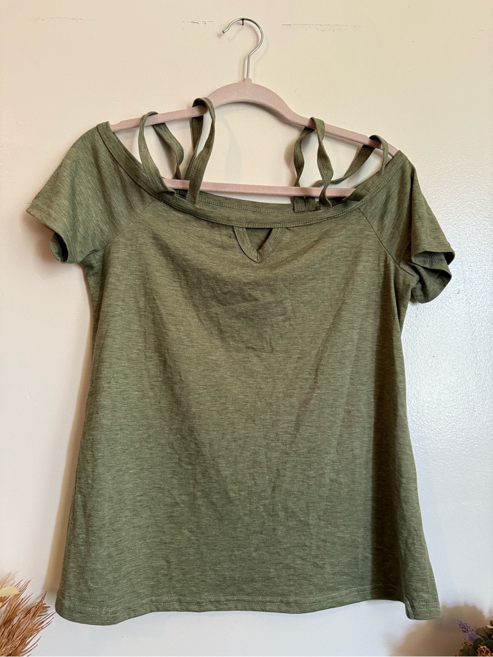 Olive Green Cold-Shoulder Strappy Women's Tank Top